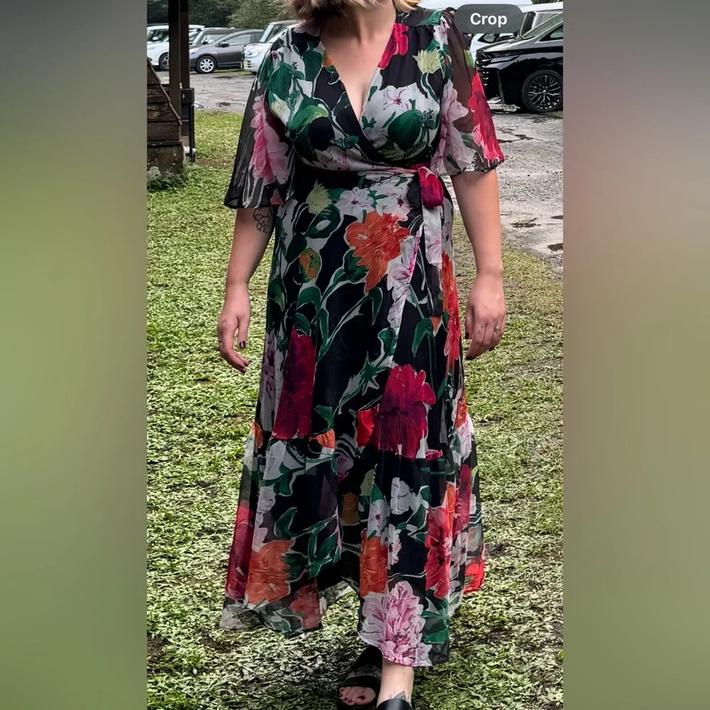 Hope & Ivy Floral Wrap Maxi Dress - Picture 2 of 4